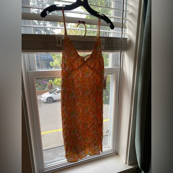 Lightweight slip dress - Picture 3 of 5